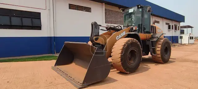 Colheitadeira PR 800